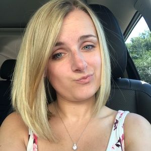 Meet your Posher, Tiffany